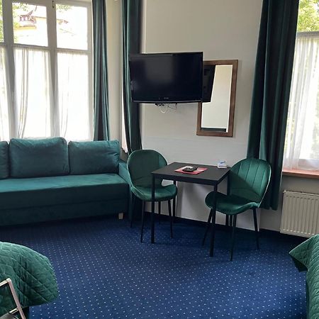 Hotel Bella Jelenia Gora Luaran gambar