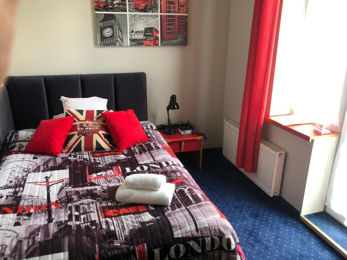 Hotel Bella Jelenia Gora Luaran gambar