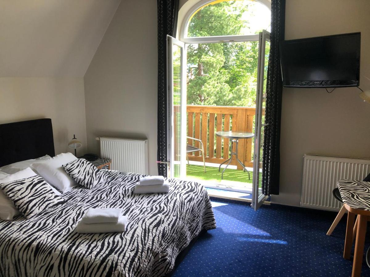 Hotel Bella Jelenia Gora Luaran gambar