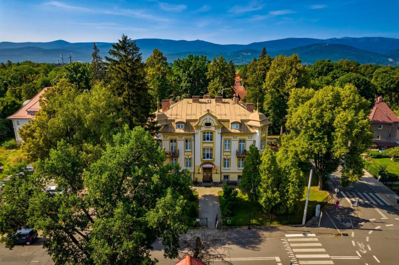 Hotel Bella Jelenia Gora Luaran gambar