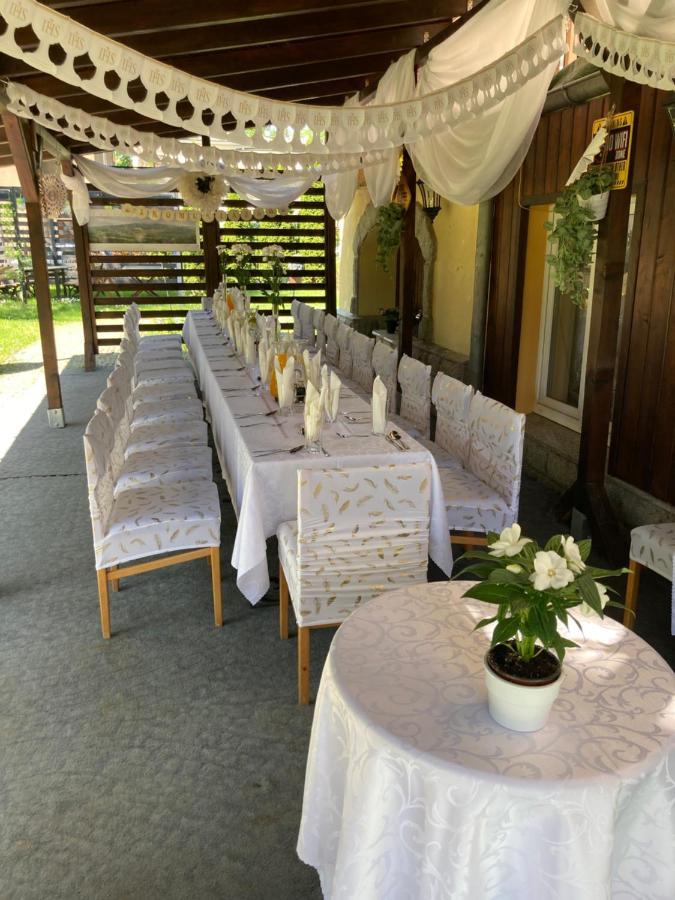 Hotel Bella Jelenia Gora Luaran gambar
