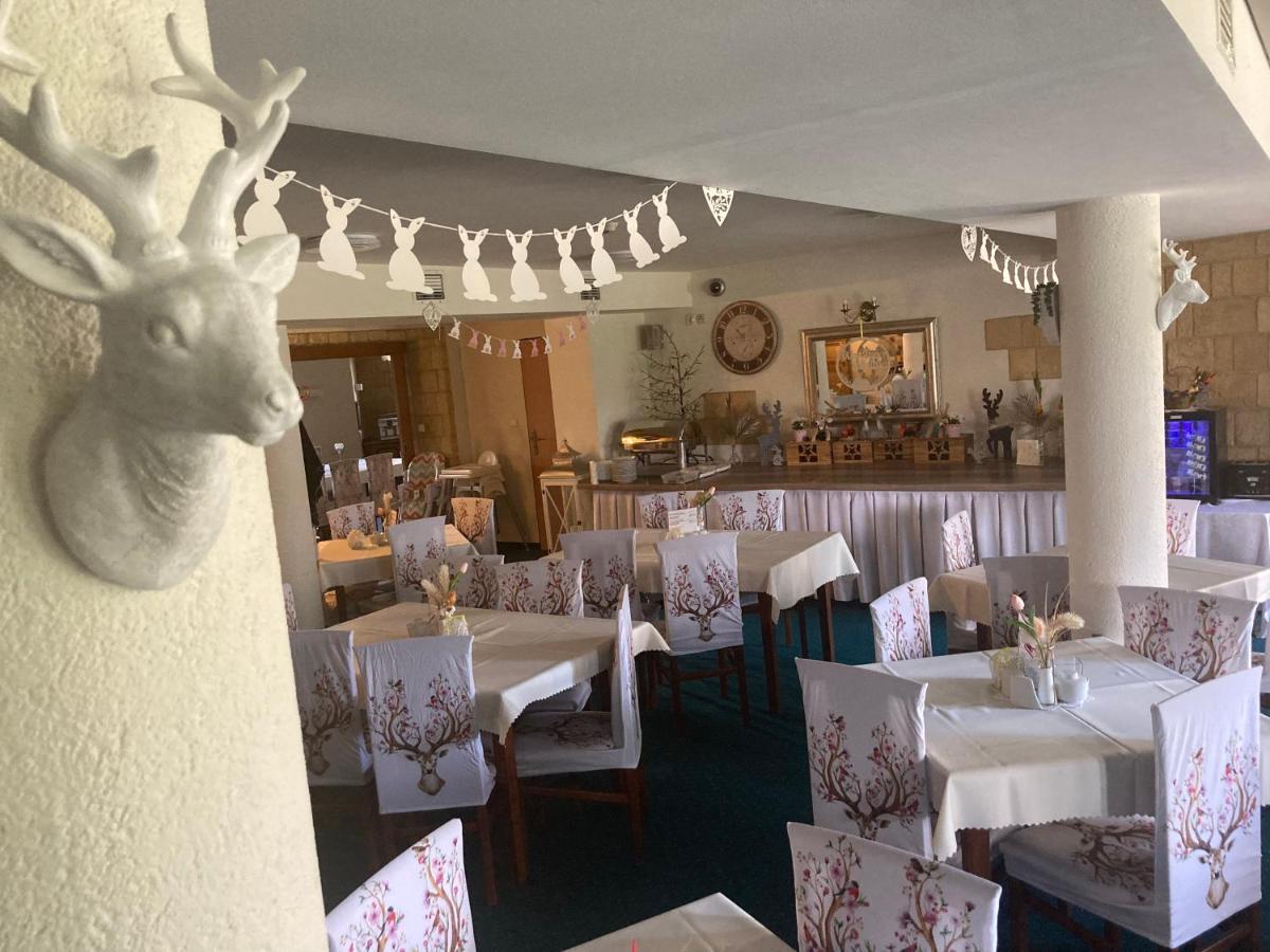 Hotel Bella Jelenia Gora Luaran gambar