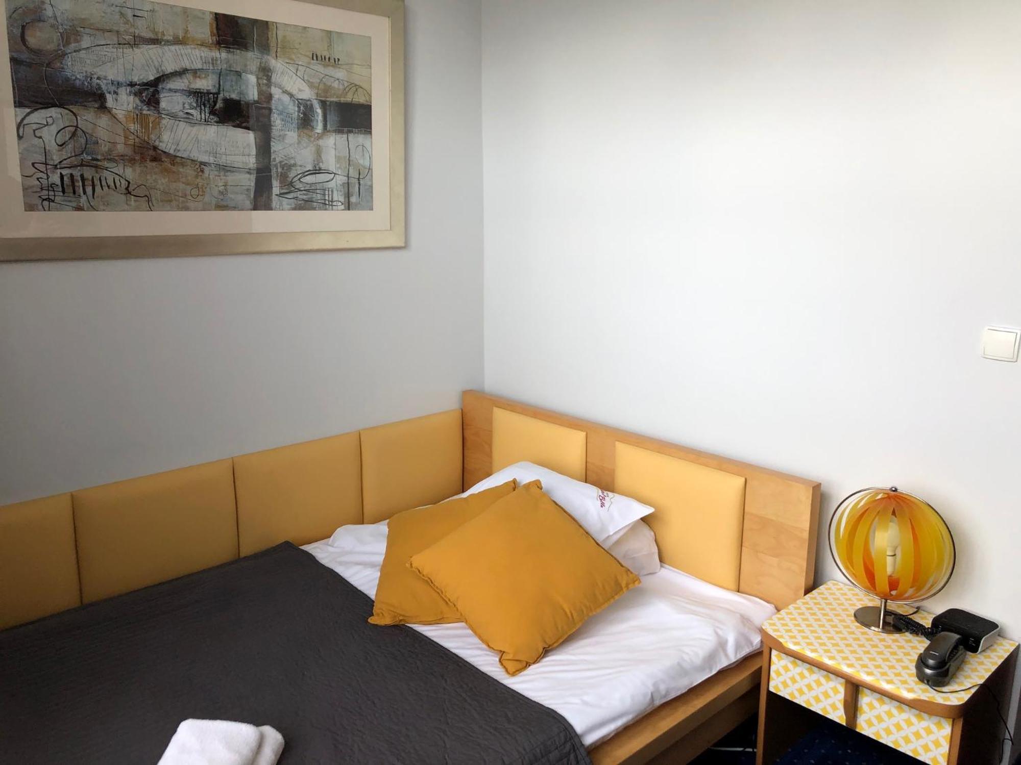Hotel Bella Jelenia Gora Luaran gambar