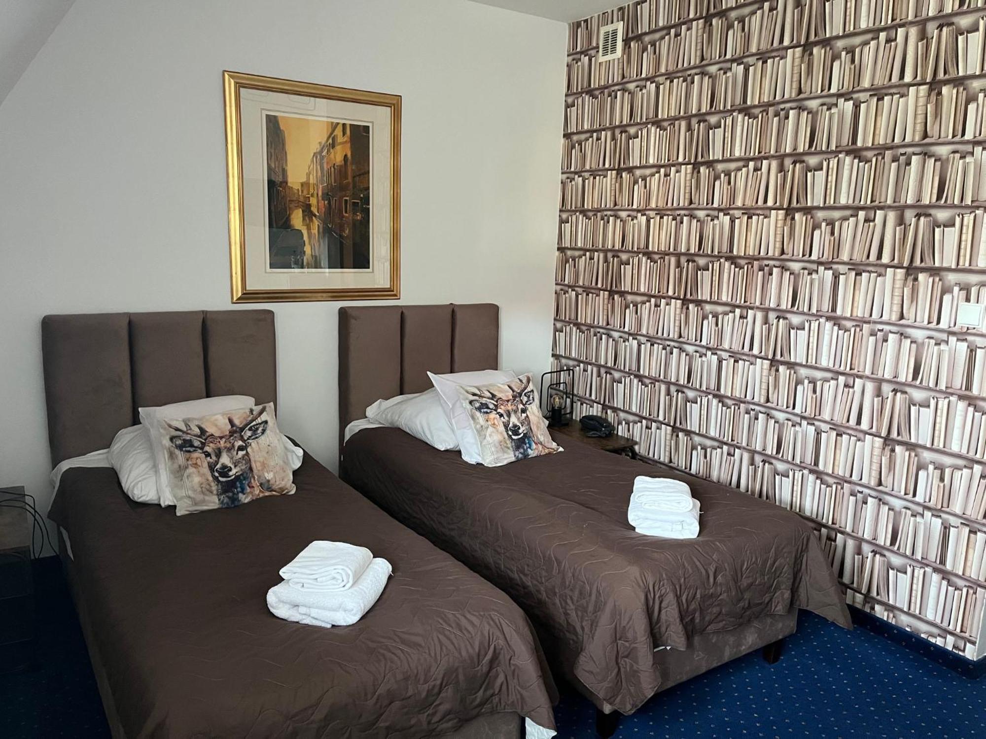 Hotel Bella Jelenia Gora Luaran gambar