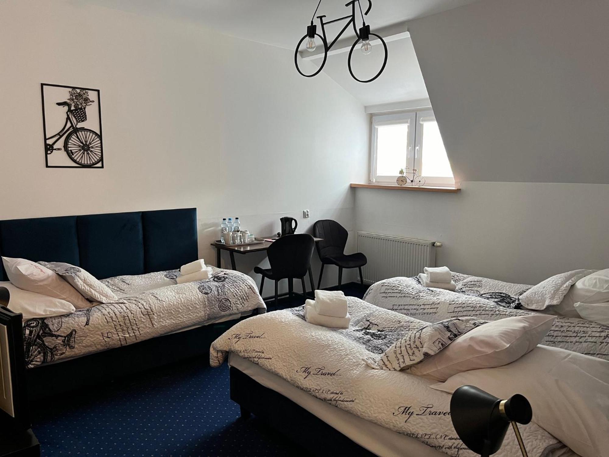 Hotel Bella Jelenia Gora Luaran gambar