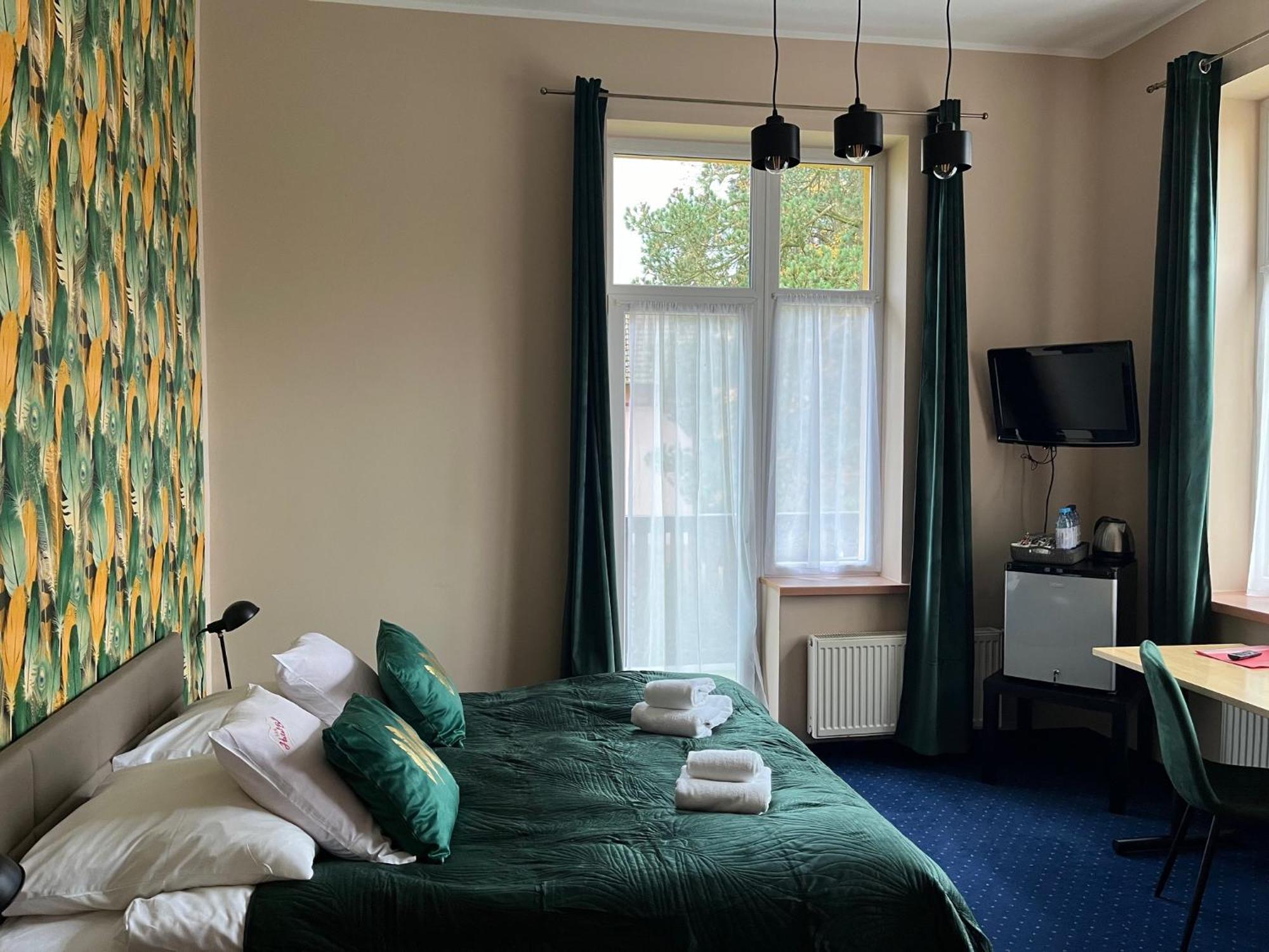 Hotel Bella Jelenia Gora Luaran gambar