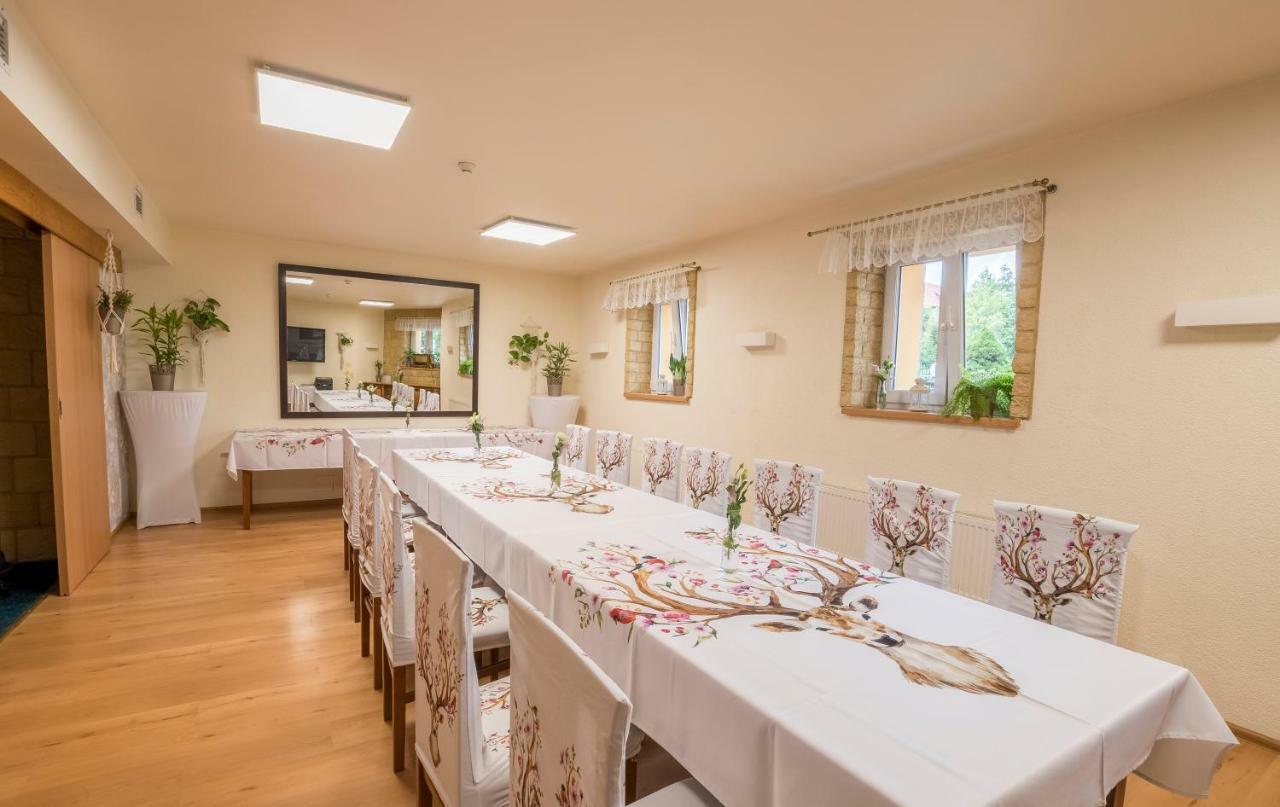 Hotel Bella Jelenia Gora Luaran gambar