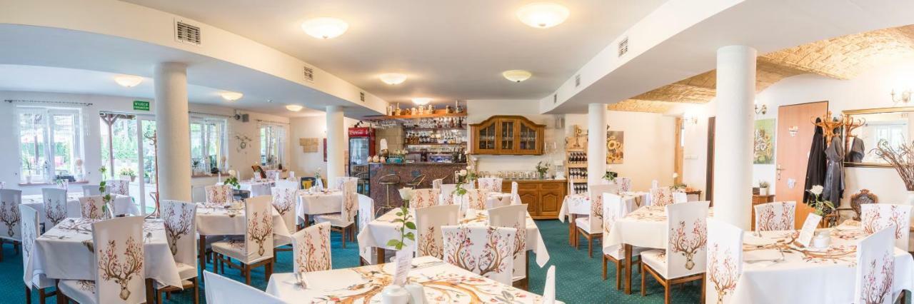Hotel Bella Jelenia Gora Luaran gambar